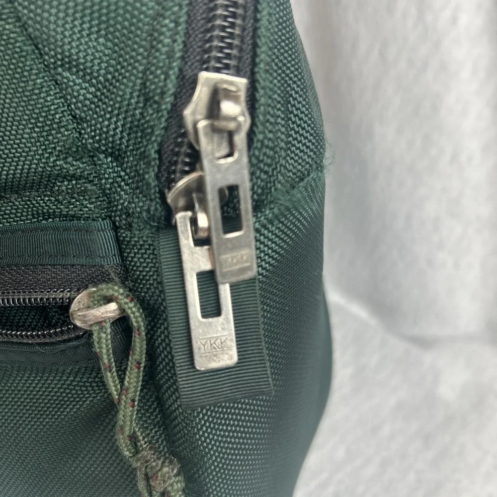 Patagonia Vintage Briefcase Green Made‎ In USA Crossbody Straps Travel Work